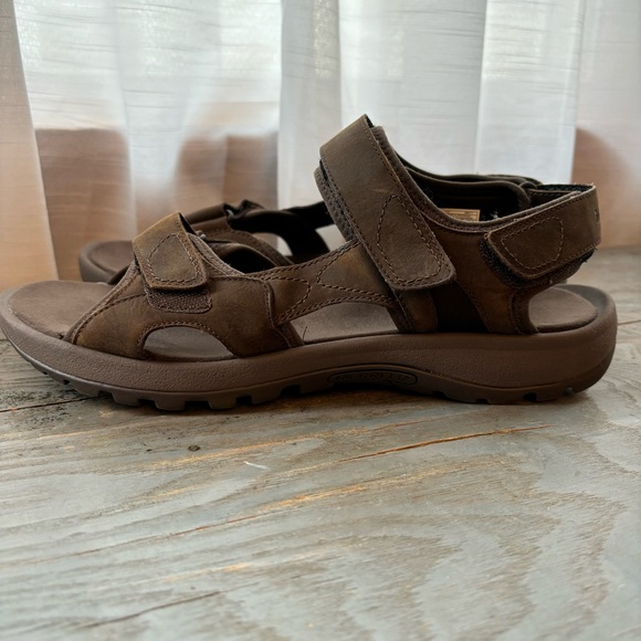 NWOT Merrell Sandspur 2 brown leather sandalssize 11
